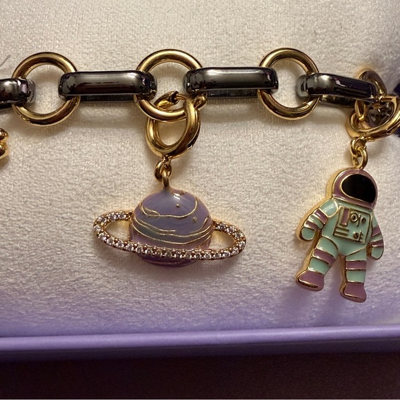 Bomb Party Charmelier ‘Cosmic Drip’ Gold and Hematite Charm Bracelet - Picture 4 of 6